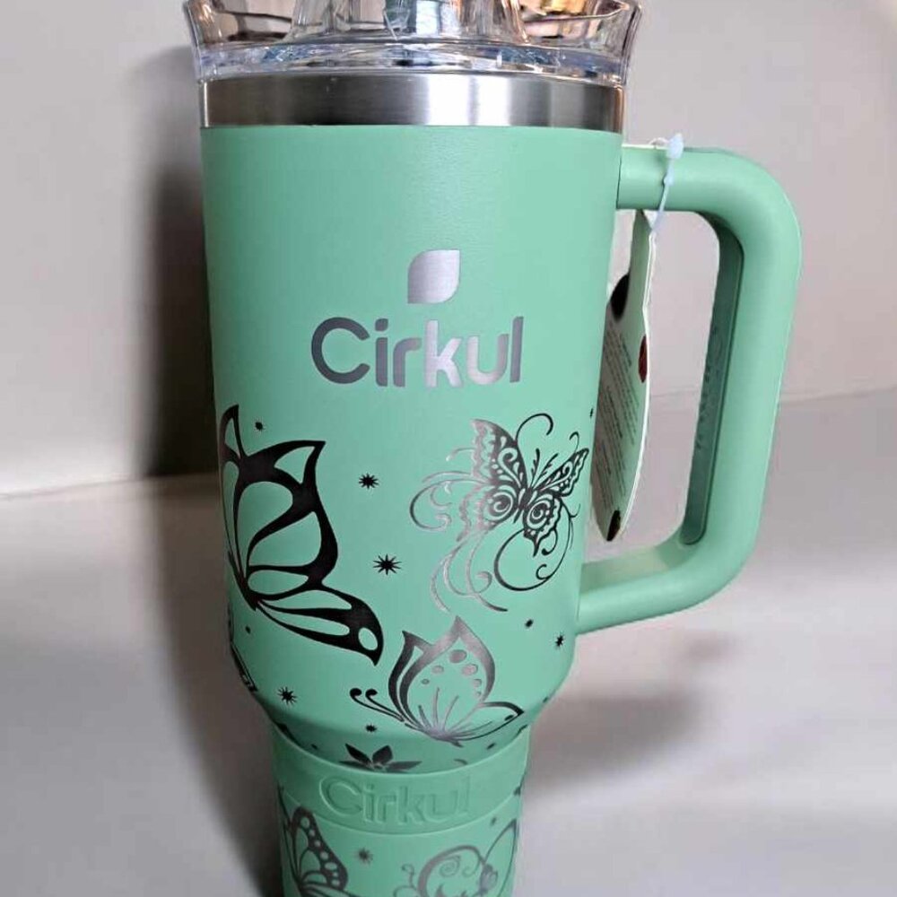 New Cirkul 40 oz Stainless Steel Tumbler Laser Engraved Butterfly Themed Green